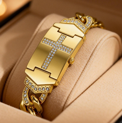 Un orologio d'ispirazione estiva impreziosito da una scintillante croce di cristallo, caratterizzato da un quadrante rettangolare geometrico e un bracciale in metallo pregiato: una scelta elegante per tutti i giorni.