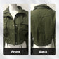 Giacca con colletto alto, bottoni a pressione e coulisse con tasche.