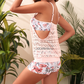 Top in pizzo in stile resort e pantaloncini con stampa tropicale
