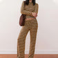 Completo da donna composto da top e pantaloni a righe in maglia, due pezzi.
