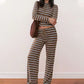 Completo da donna composto da top e pantaloni a righe in maglia, due pezzi.