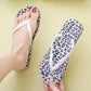 Infradito da donna con stampa leopardata