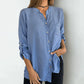 Camicia da donna a righe con scollo a V e bottoni