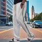 Pantaloni casual da uomo: ampi, dal taglio dritto, versatili e comodi.