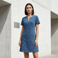 Abito da donna in denim a maniche corte con scollo a V